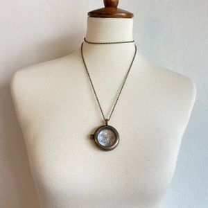 Alaska Map Travel Necklace 18 inches NEW